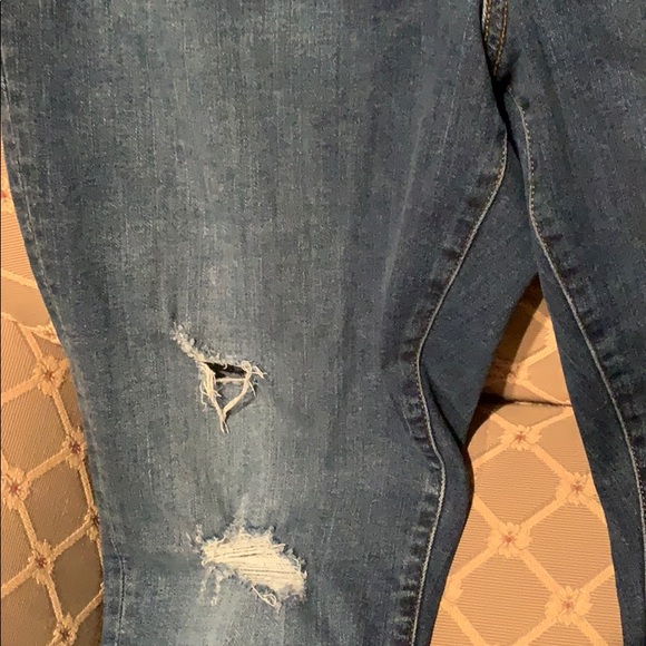 Universal Thread Jeans - Picture 3 of 6